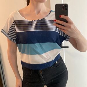 Backless lightweight blouse